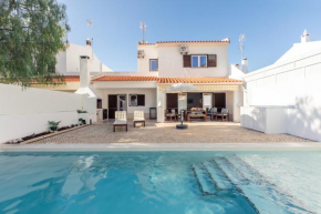 Vitamin Sea - Resort style family villa with pool, Altura